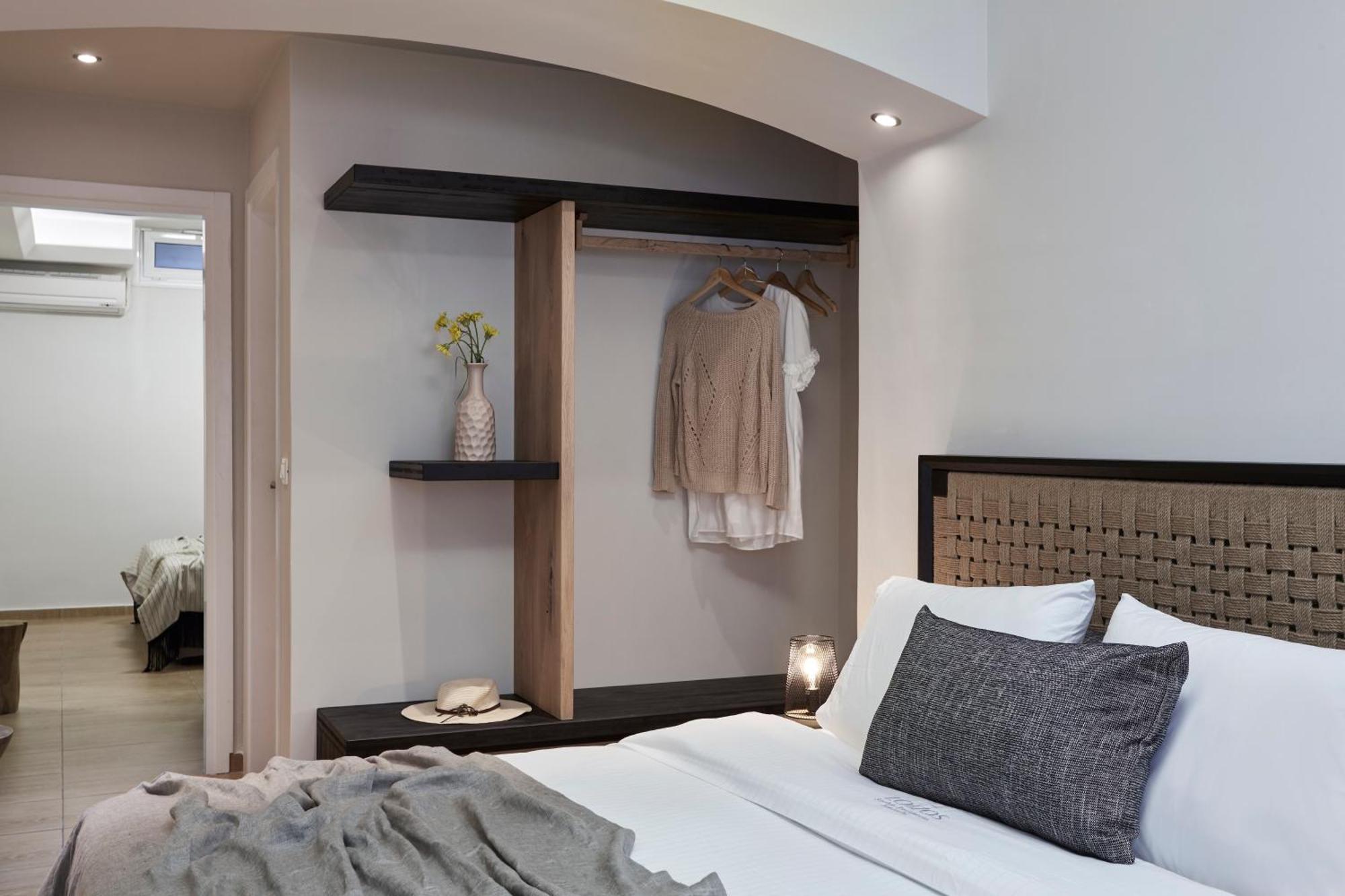 Loizos Stylish Residences Fira  Exterior foto