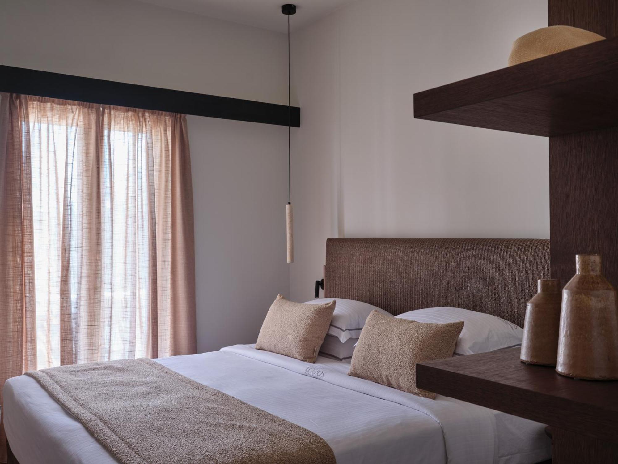Loizos Stylish Residences Fira  Exterior foto