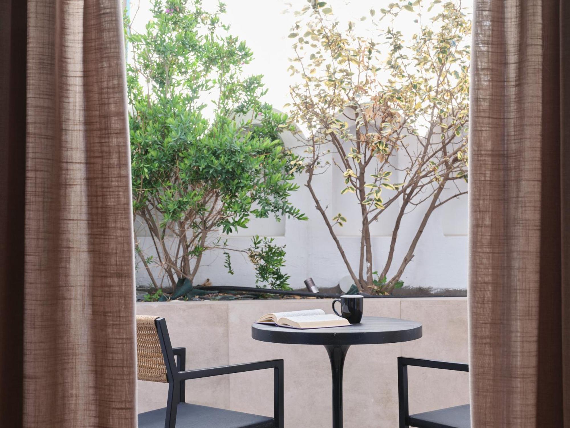 Loizos Stylish Residences Fira  Exterior foto